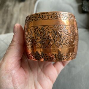 Vintage  Floral Design Cuff Bracelet